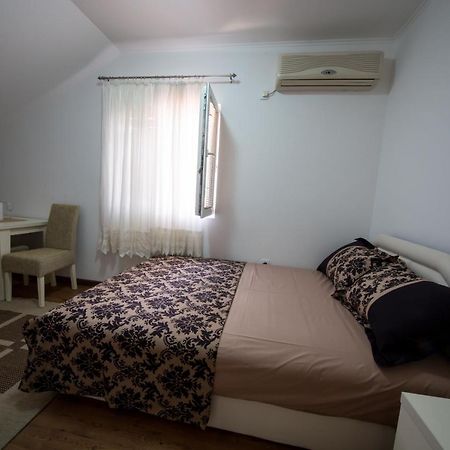 Apartments Pavicevic Tivat Extérieur photo